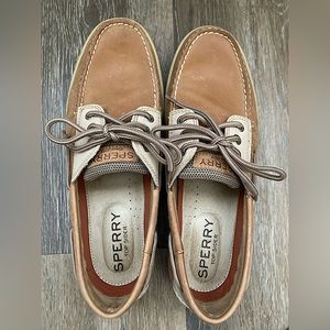 Men’s tan Sperry’s size 10